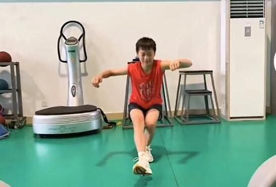 免费看精品黄线在线观看
